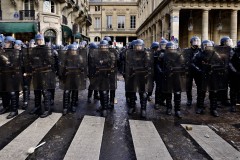 Gendarmes mobiles devant le Conseil Constitutionnel