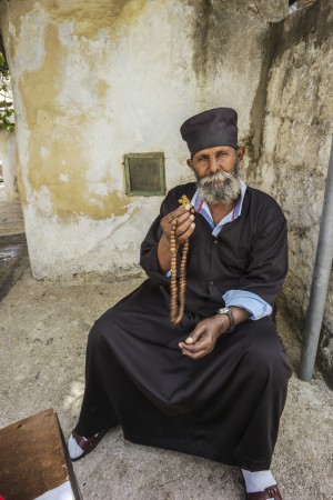 Prêtre du monastère éthiopien orthodoxe Deir El-Sultan