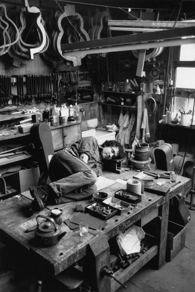 Atelier de Jean-Pierre Favino, luthier.
rue de Clignancourt - Paris 18ème